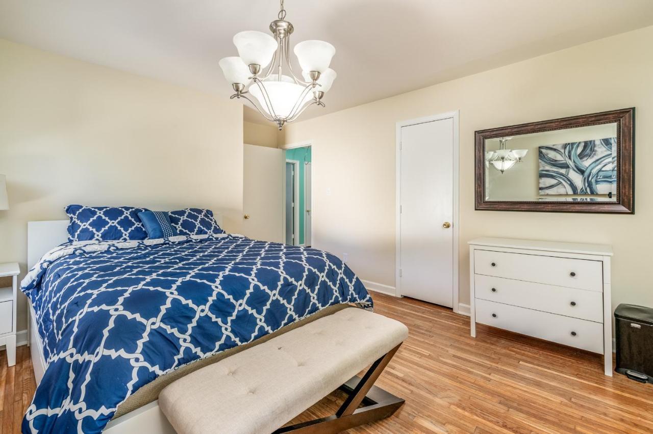 Centrally Located Spacious Abode Σάρλοτ Εξωτερικό φωτογραφία